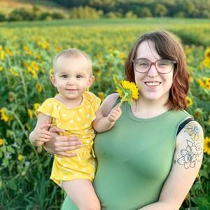 Meet your Posher, Kayla